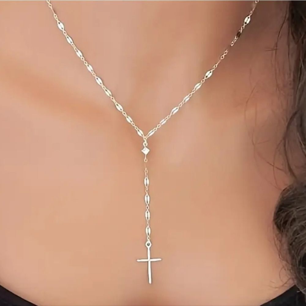 Ladies Elegant Silver Cross Necklace